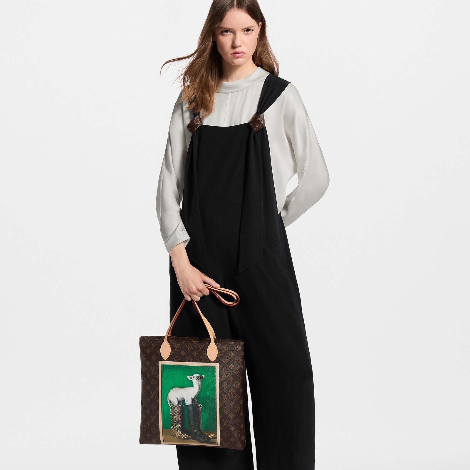 tis-20260828-louis-vuitton-m2a964